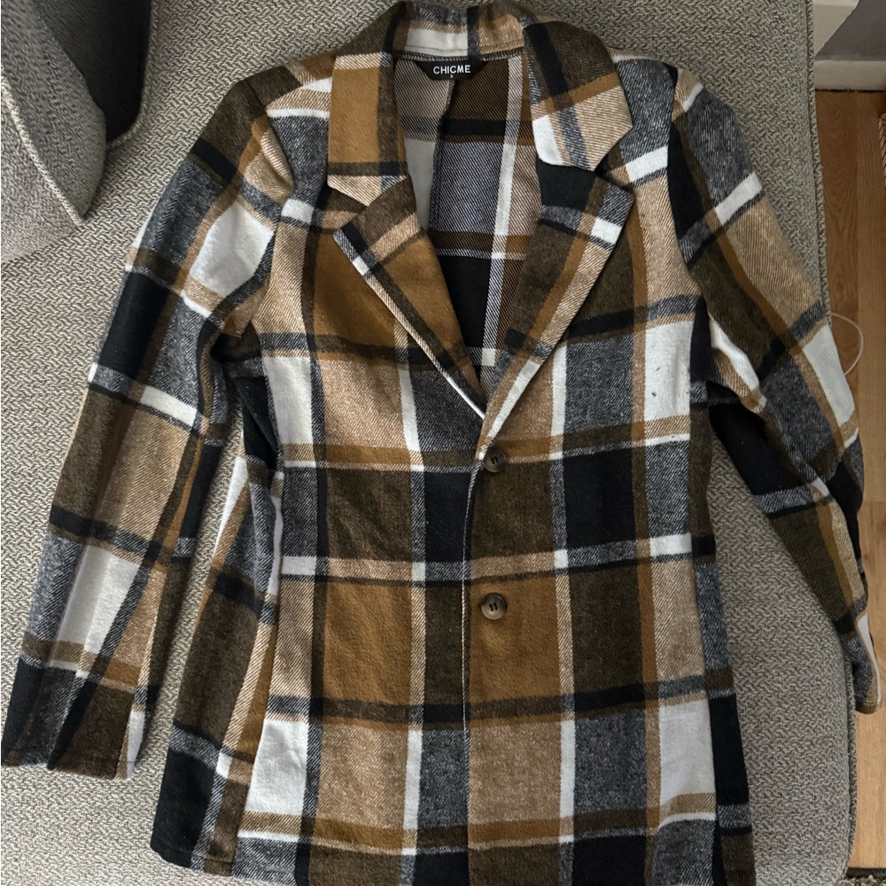Chic Brown & Black Plaid Blazer